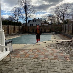 Meet your Posher, Vicky